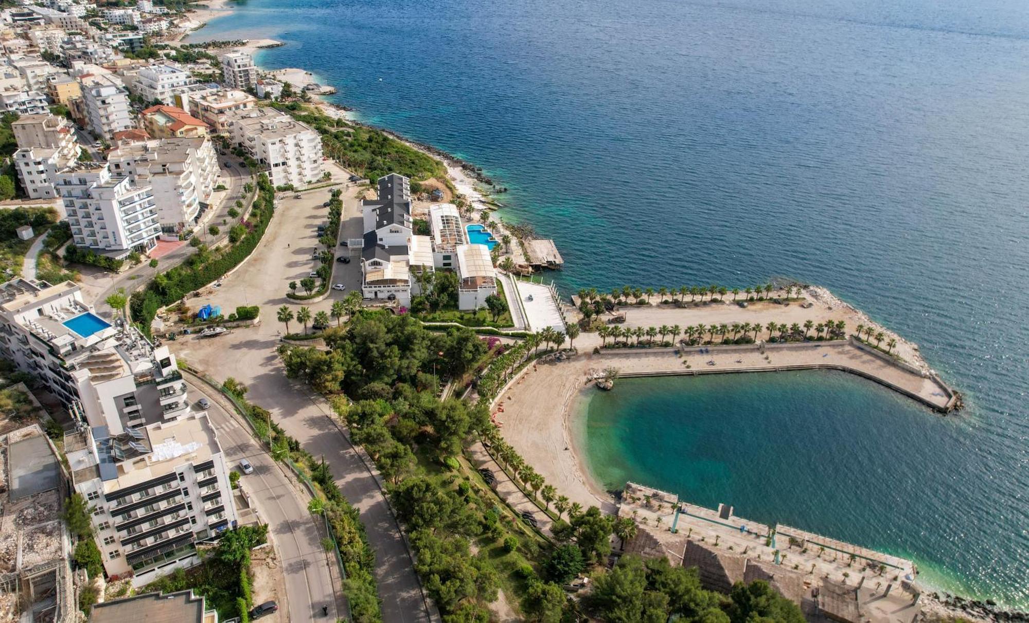 Helia Hotel Saranda Kültér fotó